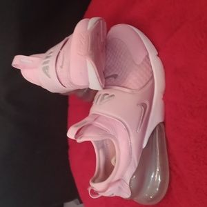 Nike Air Max 270 EXTREME GS